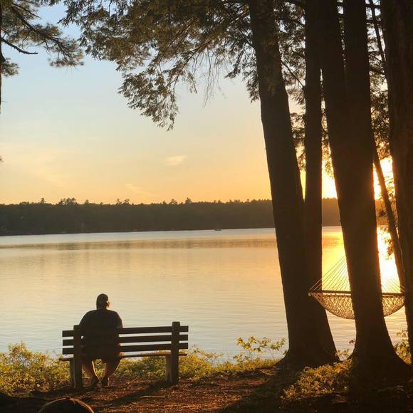 Meet your Posher, Lori - Picture 1 of 1